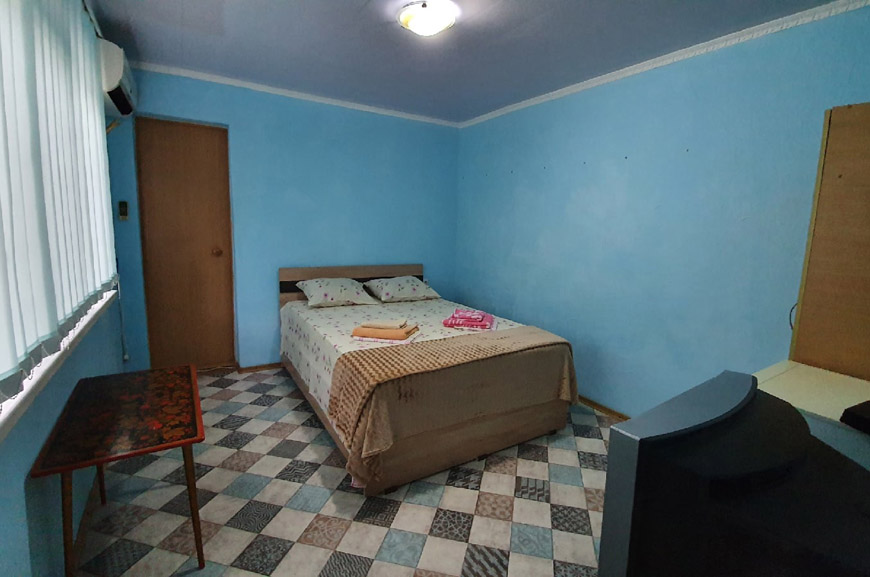 2-местная комната Командирская для отдыха в поселке Оленевка